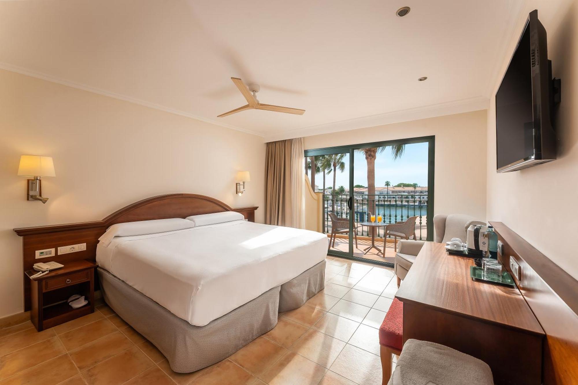 Single Room Balcony