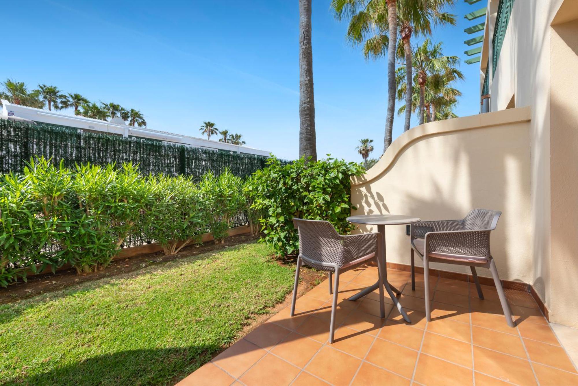Single Room Balcony
